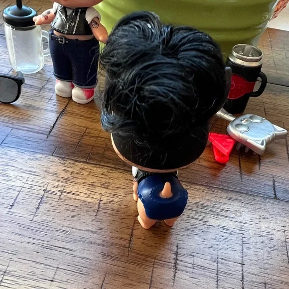 LOL Surprise Tough Guy & Tough Woof - Picture 3 of 6